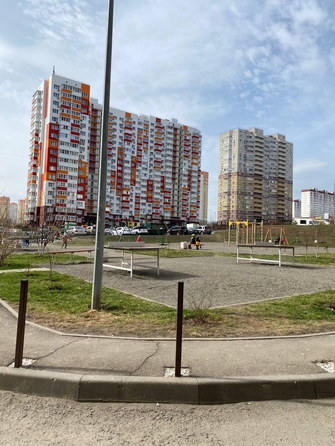 
   Продам 1-комнатную, 43 м², Платона Кляты ул, 27

. Фото 24.
