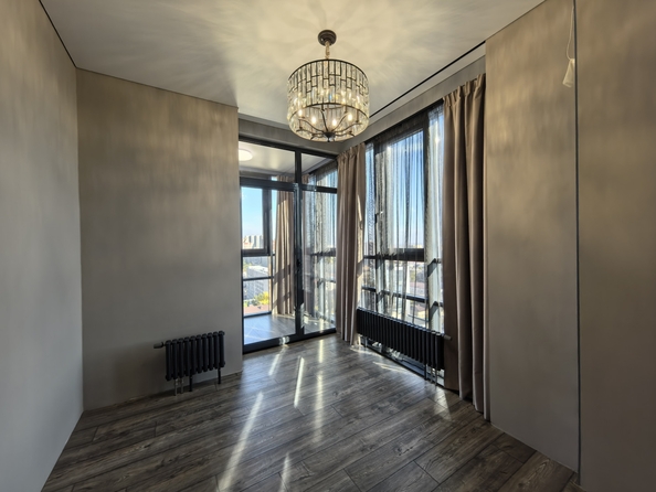 
   Продам 4-комнатную, 139.1 м², Максима Горького ул, 120

. Фото 14.