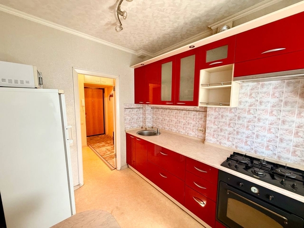 
   Продам 1-комнатную, 38.9 м², Еременко ул, 52

. Фото 3.