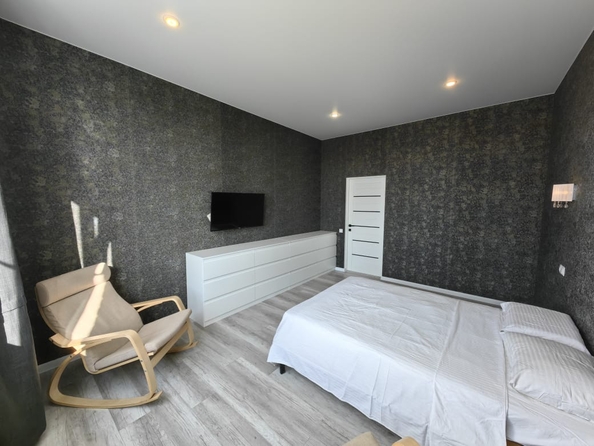 
   Продам 2-комнатную, 66 м², Черевичкина ул, 15/10

. Фото 4.