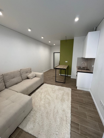 
   Продам студию, 28 м², Привокзальная ул, 3В

. Фото 1.