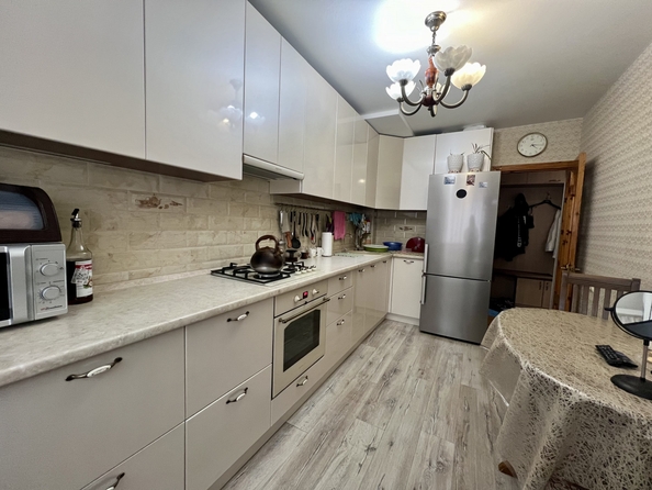 
   Продам 3-комнатную, 64.6 м², Вартанова ул, 20

. Фото 2.