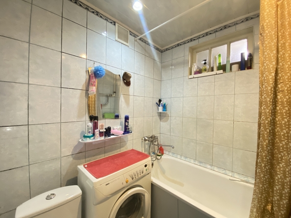 
   Продам 2-комнатную, 43 м², Стачки пр-кт, 16

. Фото 9.