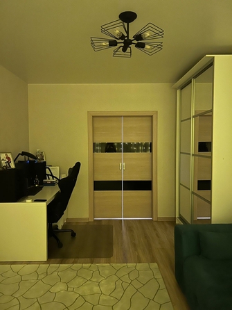 
   Продам 3-комнатную, 64 м², Комарова б-р, 11/3

. Фото 20.