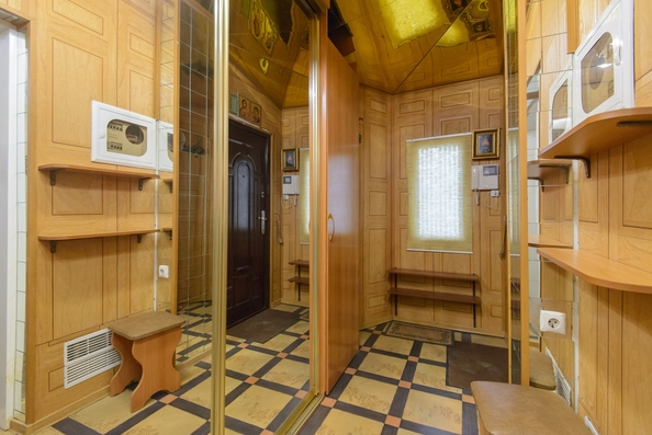 
   Продам 3-комнатный апартамент, 71.8 м², Халтуринский пер, 53

. Фото 15.