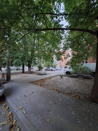 
   Продам 2-комнатную, 43 м², Днепропетровская ул, 1

. Фото 18.