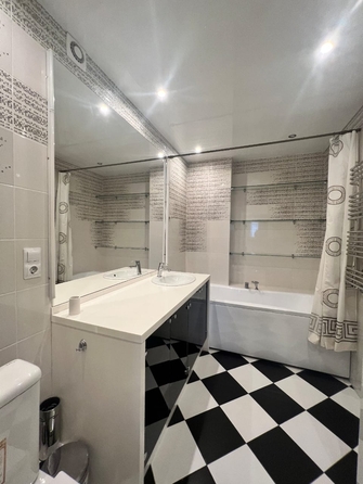 
  Продается 4-комн. квартира, 200 м², Соборный пер, д. 90
. Фото 6.