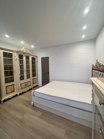
  Продается 4-комн. квартира, 200 м², Соборный пер, д. 90
. Фото 7.