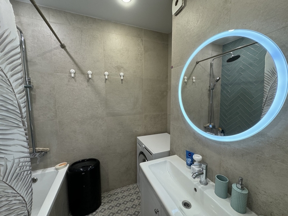 
  Продается 3-комн. квартира, 95 м², 40-летия Победы пр-кт, д. 63
. Фото 8.