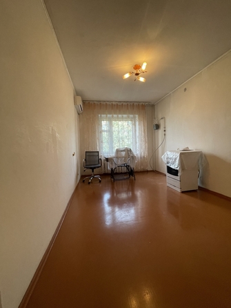 
  Продается 2-комн. квартира, 85 м², Комарова б-р, д. 16
. Фото 11.