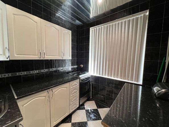 
  Продается 2-комн. квартира, 53.8 м², Нансена ул, д. 121
. Фото 2.