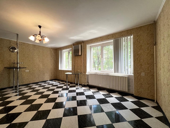 
  Продается 2-комн. квартира, 53.8 м², Нансена ул, д. 121
. Фото 5.