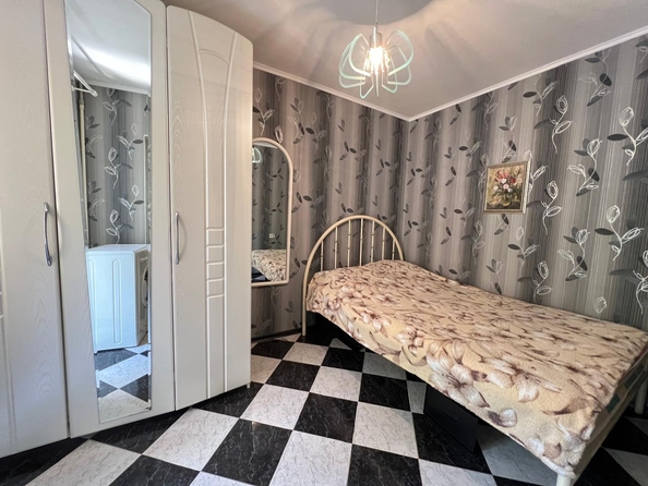 
  Продается 2-комн. квартира, 53.8 м², Нансена ул, д. 121
. Фото 10.