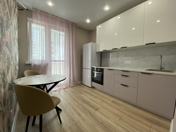 
  Продается 1-комн. квартира, 37 м², ЖК Западные Аллеи, литера 4.2
. Фото 1.