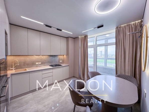 
  Продается 3-комн. квартира, 75 м², Берберовская ул, д. 15
. Фото 2.