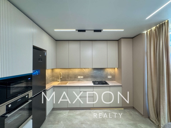 
  Продается 3-комн. квартира, 75 м², Берберовская ул, д. 15
. Фото 6.