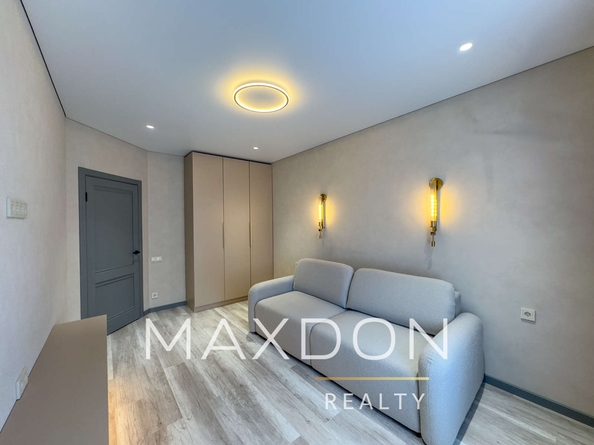 
  Продается 3-комн. квартира, 75 м², Берберовская ул, д. 15
. Фото 10.