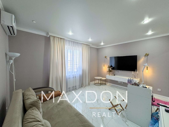 
  Продается 3-комн. квартира, 90 м², Берберовская ул, д. 4/2
. Фото 9.