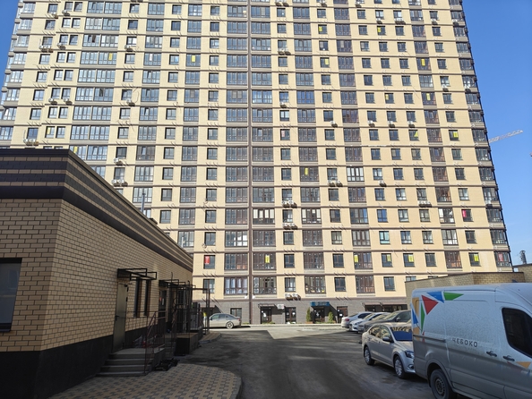 
  Продается 2-комн. квартира, 53 м², Тибетская ул, д. 1
. Фото 2.