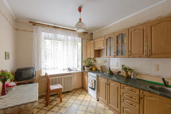 
  Продается 4-комн. квартира, 83 м², Зорге ул, д. 27/3
. Фото 1.
