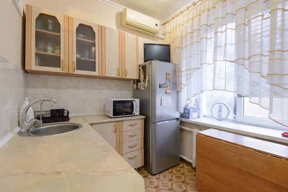 
  Продается 3-комн. квартира, 74 м², Профсоюзная ул, д. 29/22
. Фото 2.