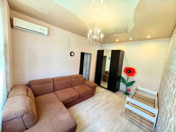 
  Продается 1-комн. квартира, 35.8 м², 2-я Володарского ул, д. 178
. Фото 7.