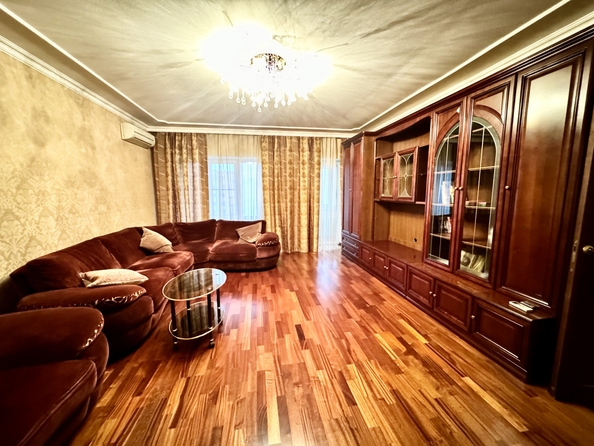 
  Продается 2-комн. квартира, 74 м², 40-летия Победы пр-кт, д. 97
. Фото 4.