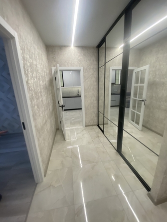 
  Продается 2-комн. квартира, 65.4 м², Берберовская ул, д. 28
. Фото 5.