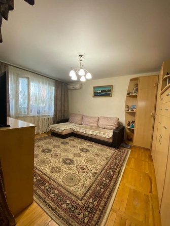 
  Продается 3-комн. квартира, 61 м², Добровольского ул, д. 11
. Фото 1.