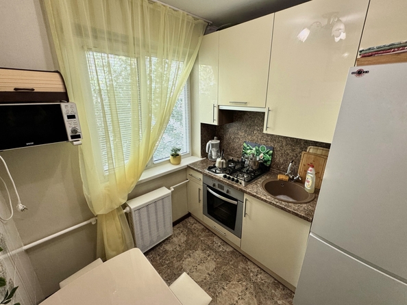 
  Продается 2-комн. квартира, 45 м², 40-летия Победы пр-кт, д. 63/6
. Фото 9.