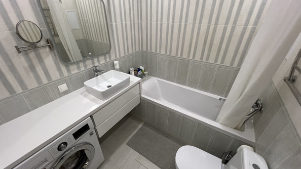 
  Продается 2-комн. квартира, 48.2 м², Половинко ул, д. 280/2
. Фото 19.