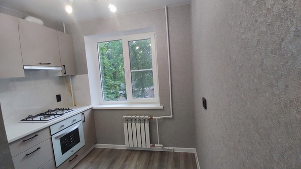 
  Продается 2-комн. квартира, 48 м², Коммунистический пр-кт, д. 33/1
. Фото 3.