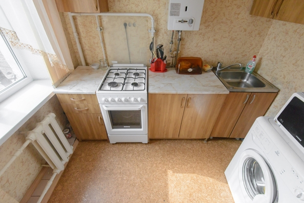 
  Продается 1-комн. квартира, 33 м², Смены ул, д. 21
. Фото 6.