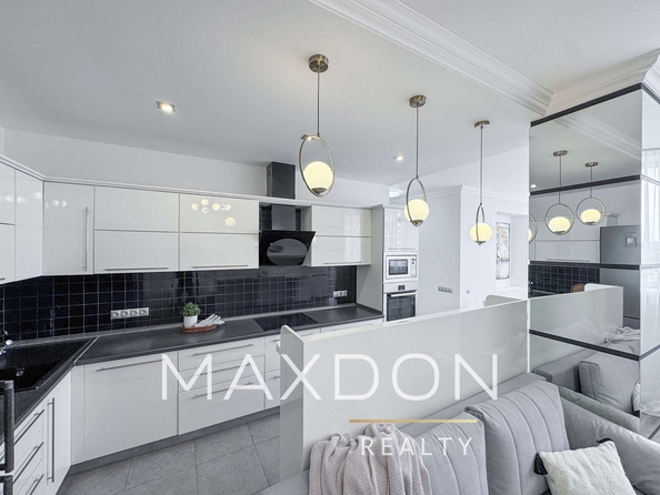 
  Продается 4-комн. квартира, 110 м², Города Волос ул, д. 119
. Фото 5.