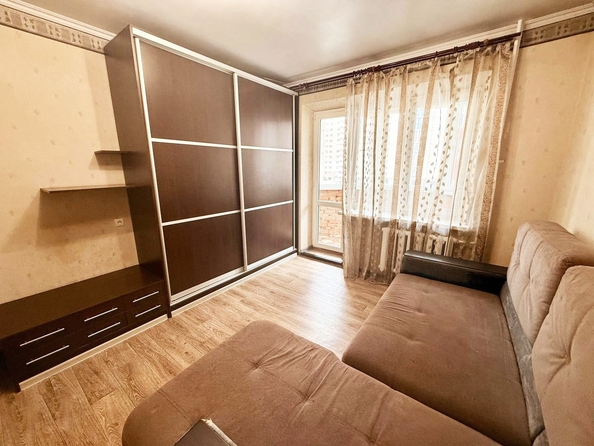 
  Продается 1-комн. квартира, 45 м², Мильчакова ул, д. 45
. Фото 8.
