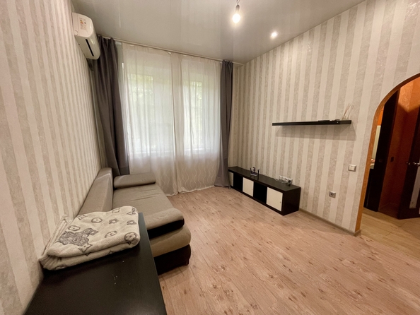 
  Продается 1-комн. квартира, 35 м², 2-я Володарского ул, д. 166
. Фото 3.