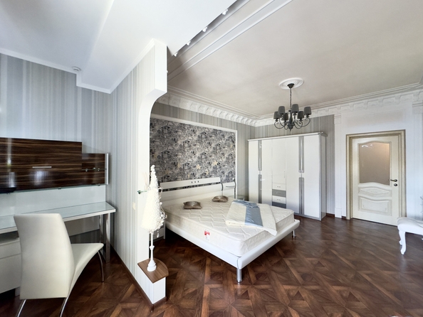 
  Продается 2-комн. квартира, 70.1 м², Малюгиной ул, д. 220
. Фото 8.