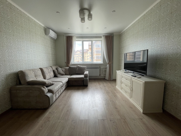 
  Продается 1-комн. квартира, 52.7 м², 2-я Володарского ул, д. 178
. Фото 4.