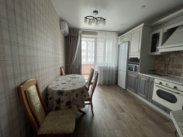 
  Продается 1-комн. квартира, 52.7 м², 2-я Володарского ул, д. 178
. Фото 6.