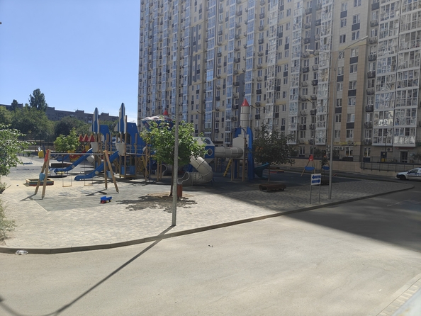 
  Продается 2-комн. квартира, 50 м², Стабильная ул, д. 3
. Фото 2.