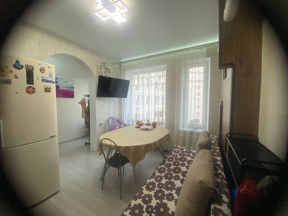 
  Продается 2-комн. квартира, 43 м², Ленина ул, д. 168Г
. Фото 1.