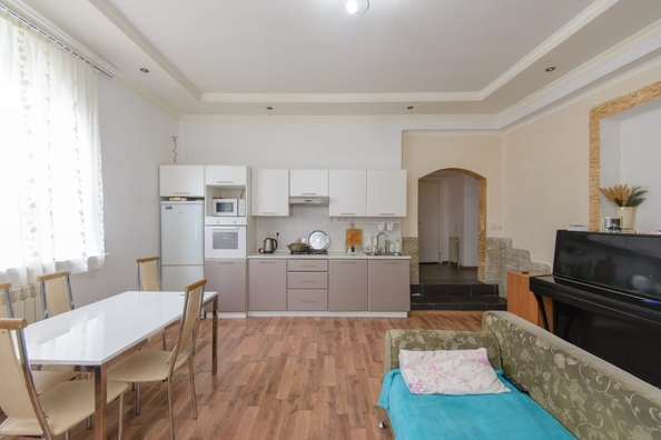 
  Продается коттедж, 100 м², Ростов-на-Дону
. Фото 3.