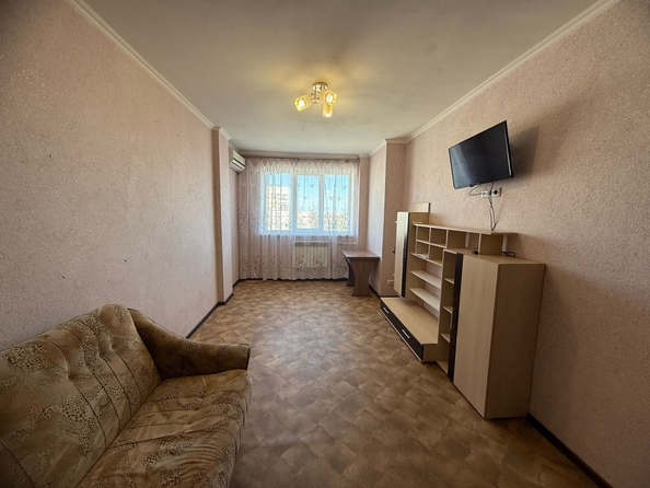 
  Сдается 1-комн. квартира, 48 м², Заводская ул, д. 1/38
. Фото 1.
