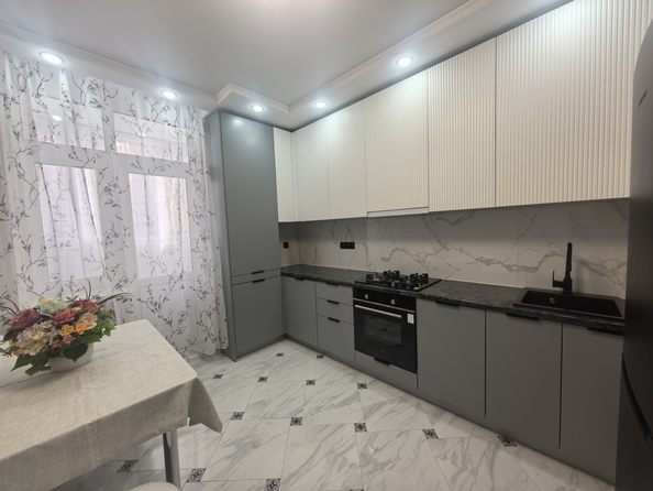 
  Продается 1-комн. квартира, 37.9 м², Берберовская ул, д. 32
. Фото 1.