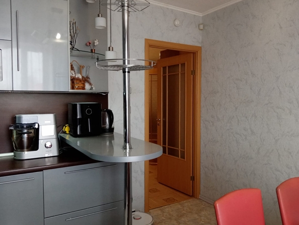
  Продается 3-комн. квартира, 80.6 м², Красноармейская ул, д. 298/81
. Фото 3.