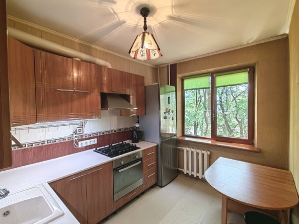 
  Продается 2-комн. квартира, 52.6 м², Малиновского ул, д. 76
. Фото 1.