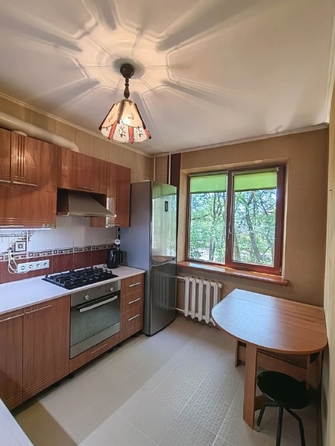 
  Продается 2-комн. квартира, 52.6 м², Малиновского ул, д. 76
. Фото 2.