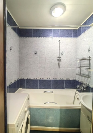 
  Продается 2-комн. квартира, 52.6 м², Малиновского ул, д. 76
. Фото 12.