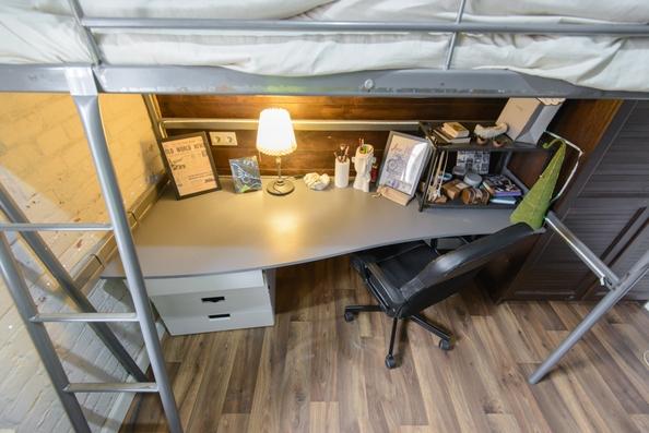 
  Продается 3-комн. квартира, 49 м², Большая Садовая ул, д. 23
. Фото 9.