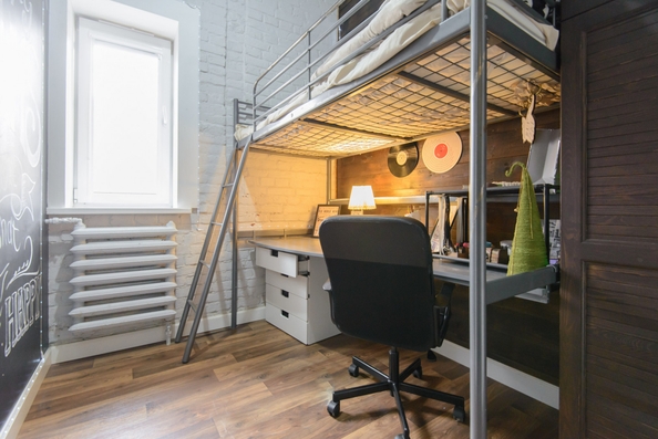 
  Продается 3-комн. квартира, 49 м², Большая Садовая ул, д. 23
. Фото 10.